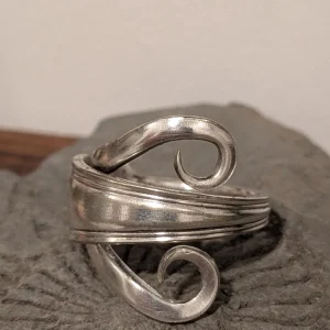Twist Tine Cake Fork Ring Silver Plated EPNS